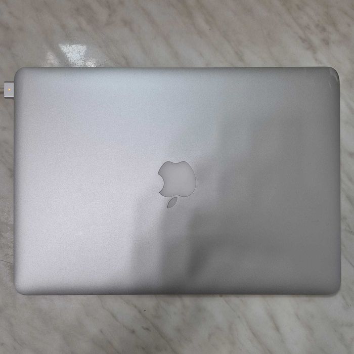 Laptop Apple MacBook Air 13 i5 8gb 250gb 2017 Zeus Amanet Rahova 30946