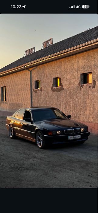 В продаже BMW 728 E38