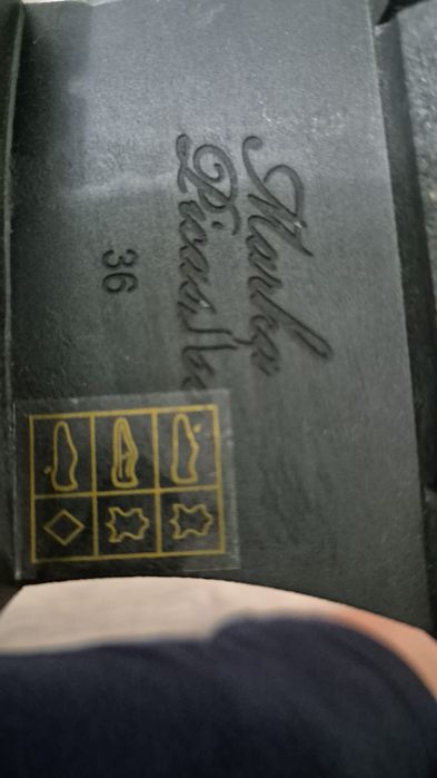 Зимние ботинки кожанные новые