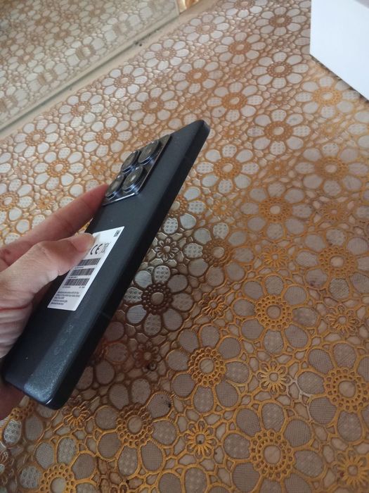 xiyomi 14 t pro yangidak ishlamagan desa ham boladi batarey 100 foiz