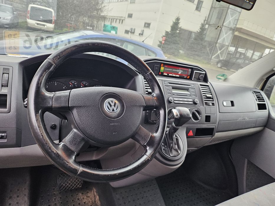 Volkswagen Caravelle