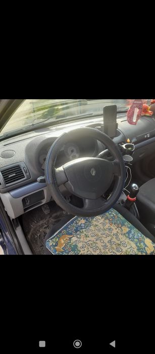 Se vinde Renault Thalia (Clio Symbol)