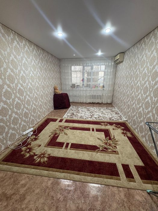 Однокомнатная квартира с ремонтом. Дружба 14 ,4этаж,рядом школа садик