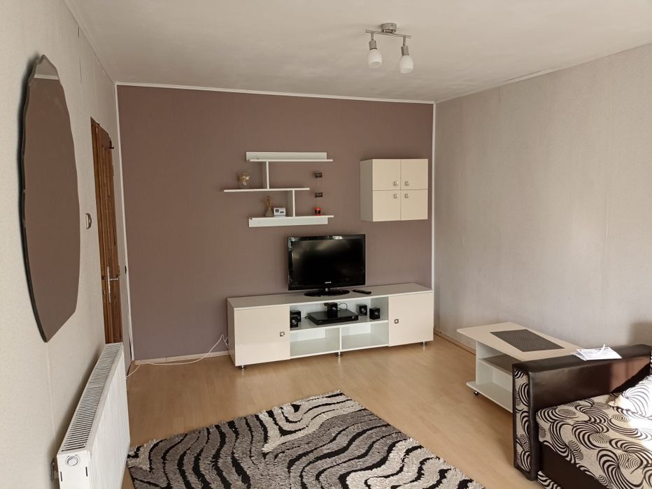 Inchiriez Garsoniera ultra centrala