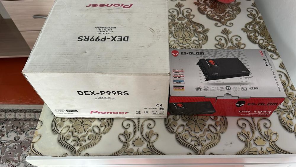 Продам автомагнитолу