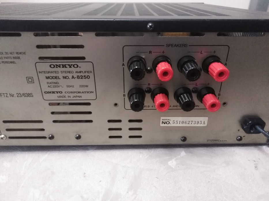 onkyo-integra-a 8250