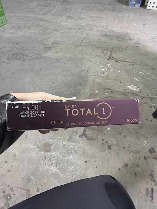 еднодневни контактни лещи Dailies Total 1
