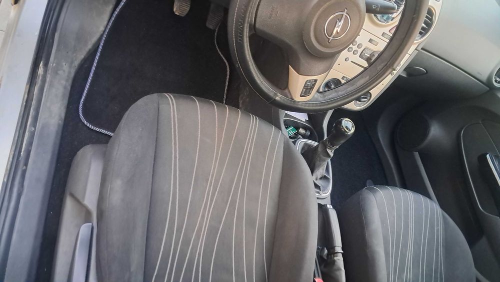 Vand opel corsa an 2008