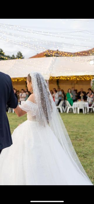 Булчинска рокля.