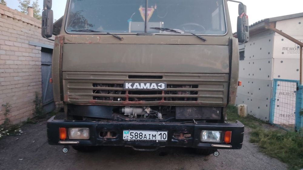 Продам десятчик с двигателем ямз 238