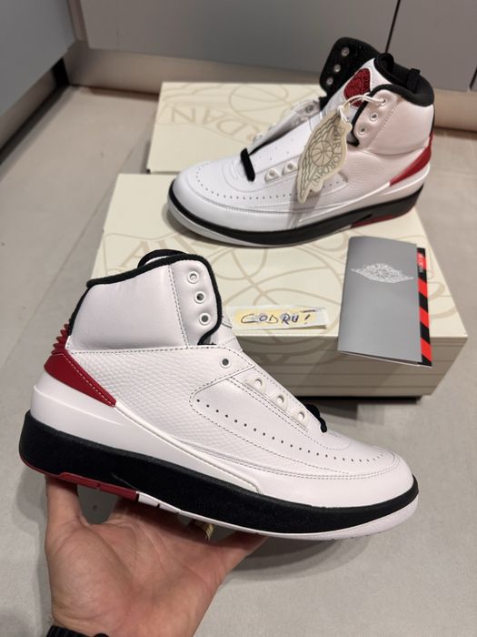 Air Jordan Retro 2 OG Chicago