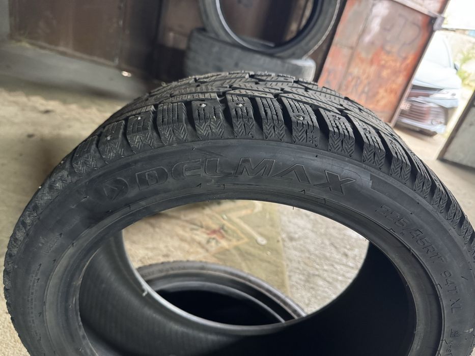Продам зимние шины delmax на 17