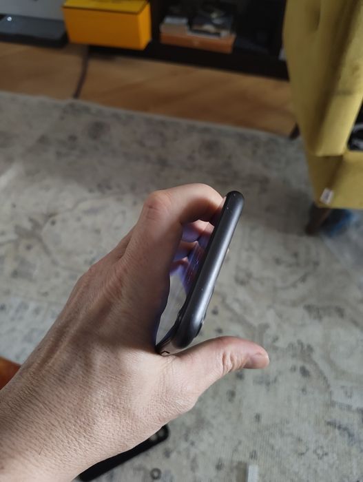 Iphone 11  64GB baterie noua