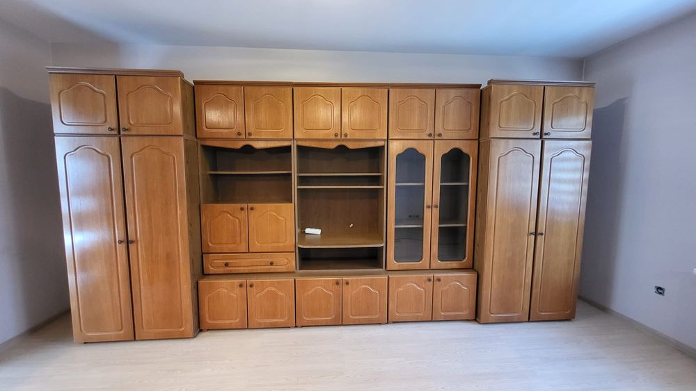 Vând mobilier de sufragerie
