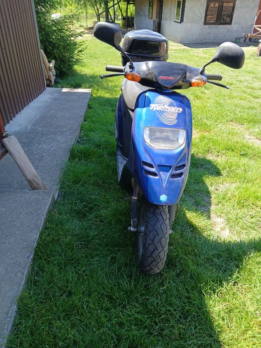 Scuter Piaggio albastru