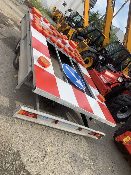 Remorca semnale/indicatoare drumuri