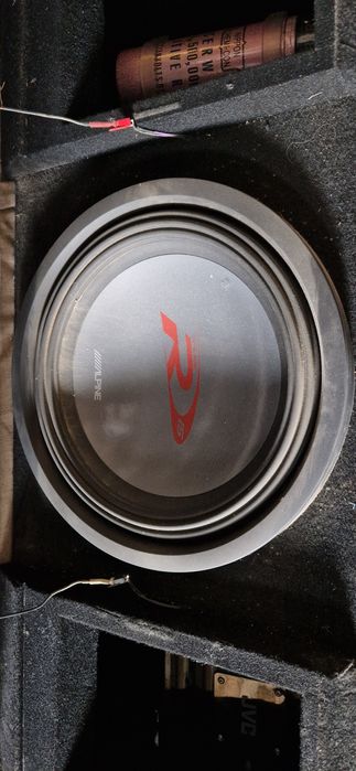 Продается Сабвуфер