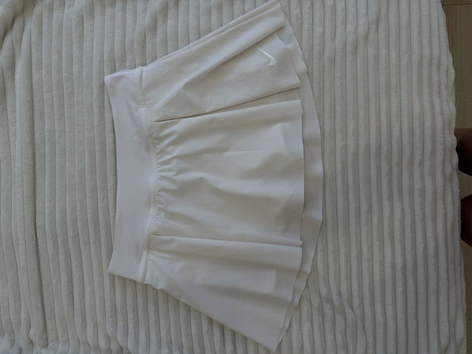 Продам теннисную юбку Nike