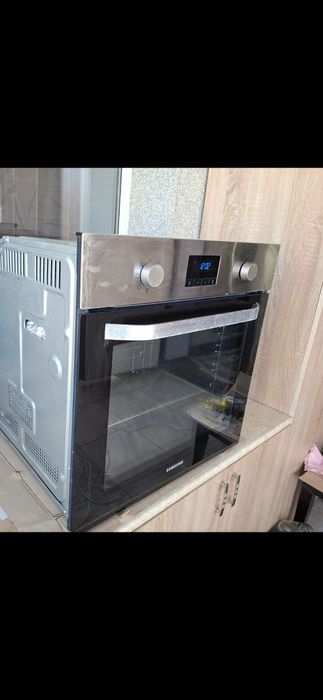 Продам электропечь Samsung Б/У