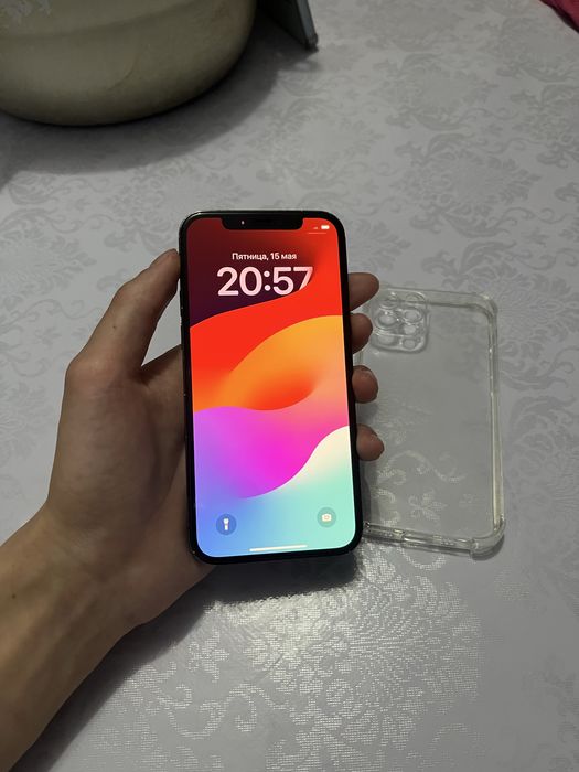 Продам Айфон 12Pro 256gb