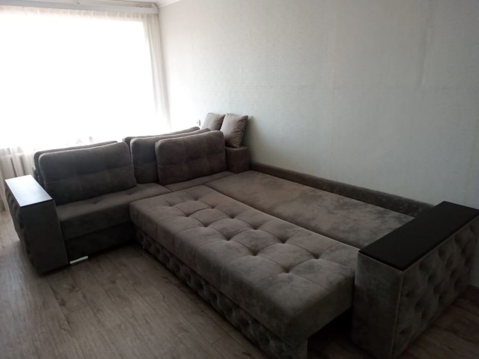 Продам большой диван