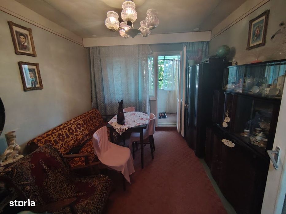 Apartament la parter mare, zona Vlaicu bloc 10 etaje