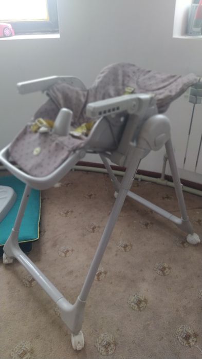 Детский стульчик для кормления