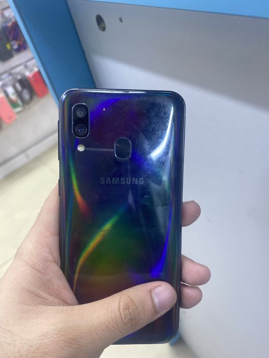 Samsung A 40 память 64