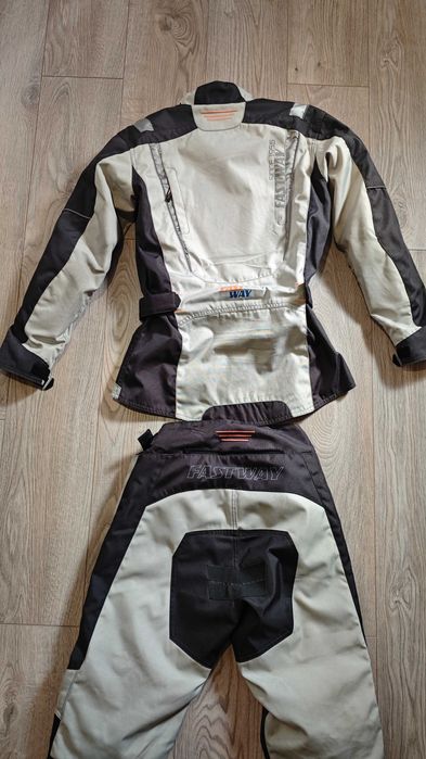 Дамски текстилен екип FASTWAY since1955