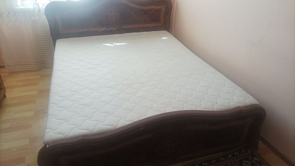 Кровать, 1,6х2м, в отличном состоянии