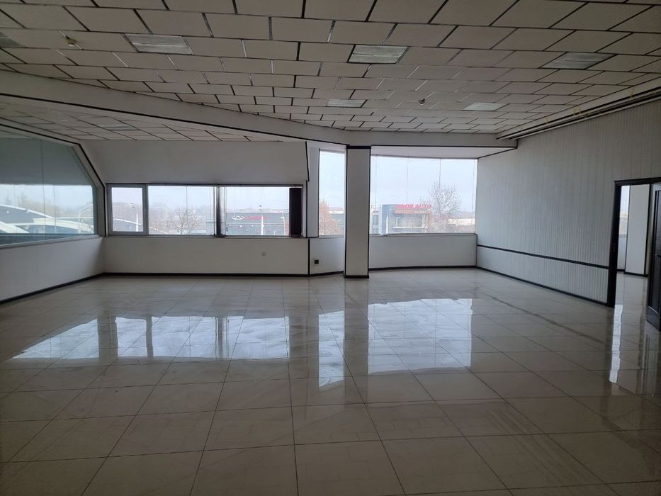 Сдаётся нежилое помещение в Сергелинский районе Базар авто запчаст