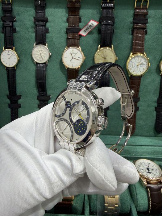 Золотые часыHarry Winston Premier Perpetual Calendar 18k