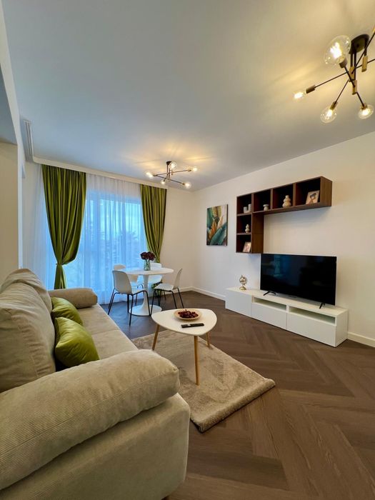 Inchiriez apartament  2 camere ( Nou )