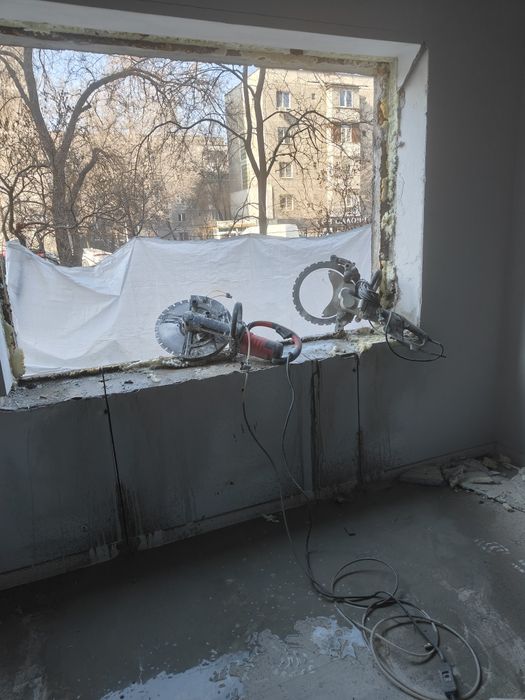 Разрушение бетона, алмазная резка дверных и оконных проемов резка асва
