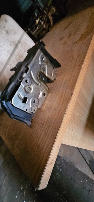 Замок двери бмв х5