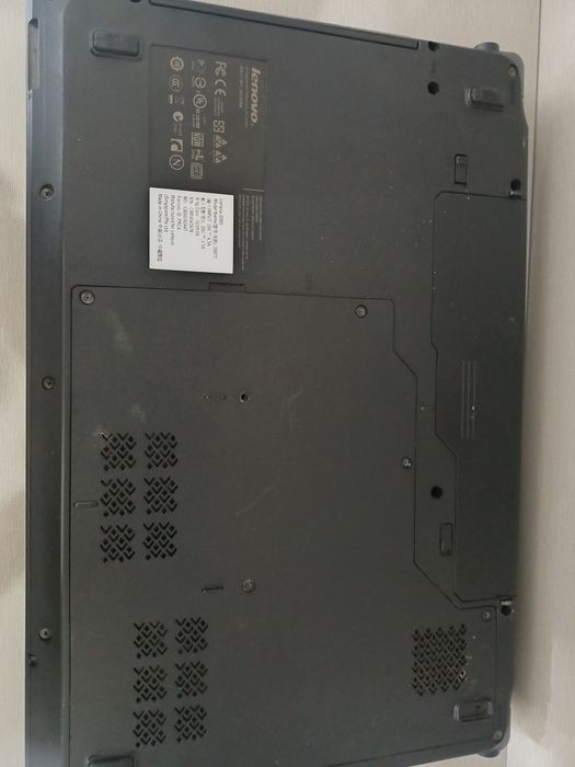 Noutbuk Lenovo G565