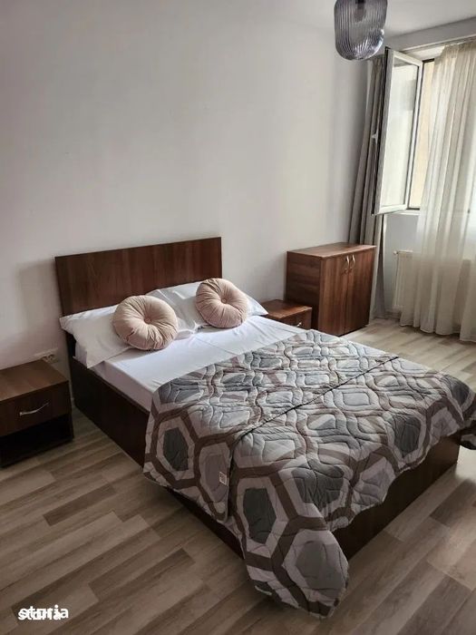 apartament 3 camere / mobilat / utilat / garaj 2 locuri / centrala pro