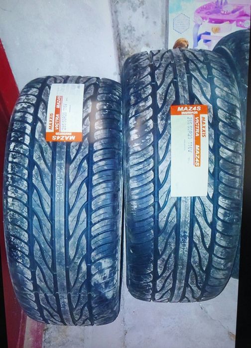 Шины летние MAXXIS