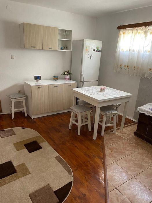 Vând casa P+1 si teren Voinești Dâmbovița