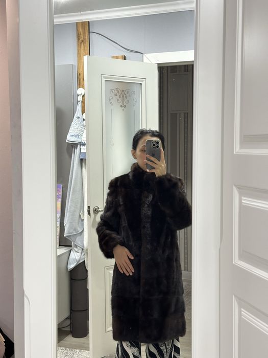 Продам норковую шубу