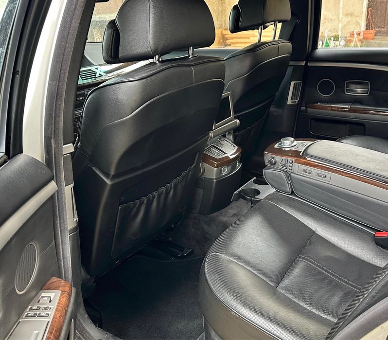 Vand Bmw 745D ,an 2006