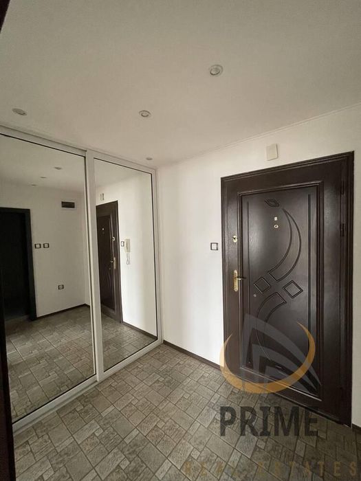 Дава се под наем Тристаен апартамент в Бургас, Славейков - 75 кв.м за 612 € - Снимка #4