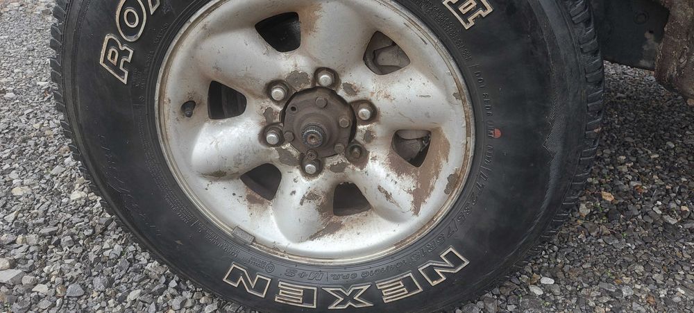 Nissan Terrano 2.7 TDI , Нисан Терано на части! 
Май 2002, Джип