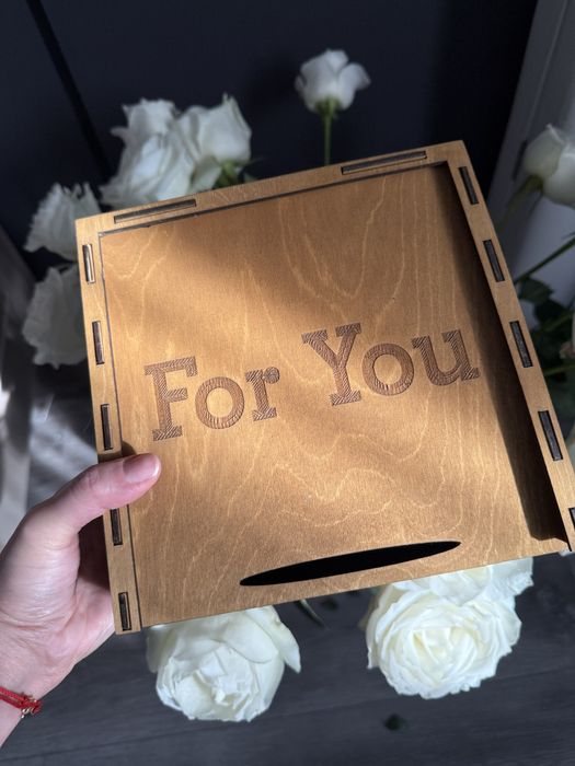 Подарок для женщин 14 февраля 8 марта