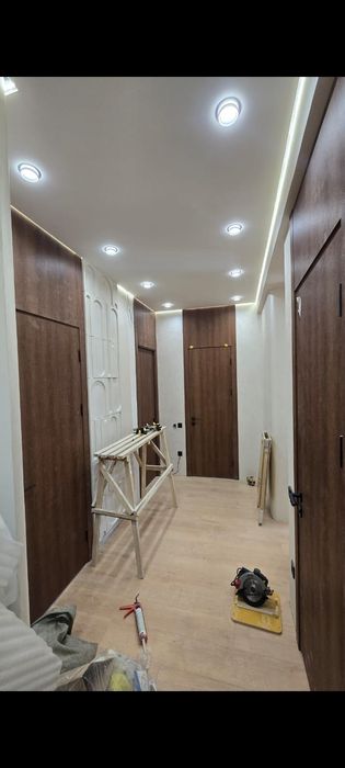 Установка дверей.