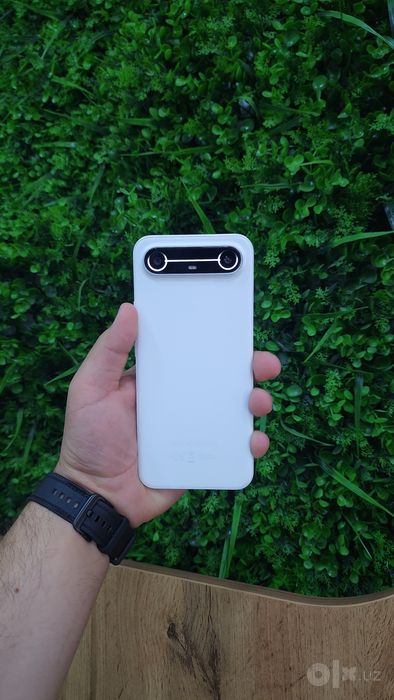 Tecno Spark Slim