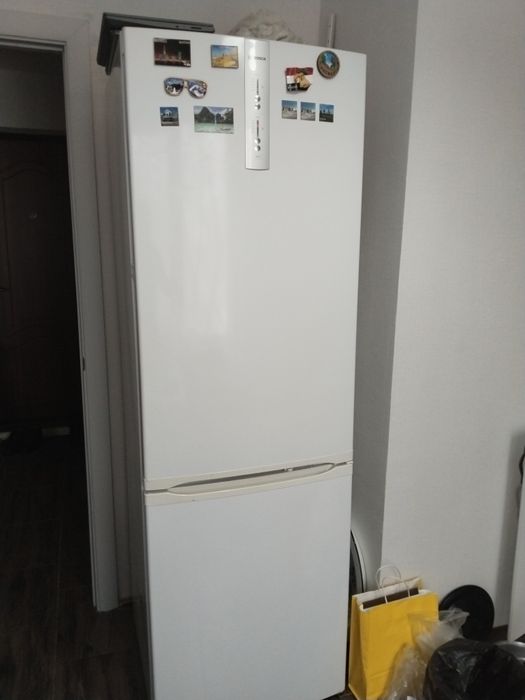 Продам холодильник