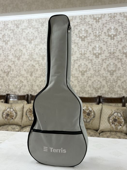 Гитара Canglewood чёрного цвета, в отличном состоянии,