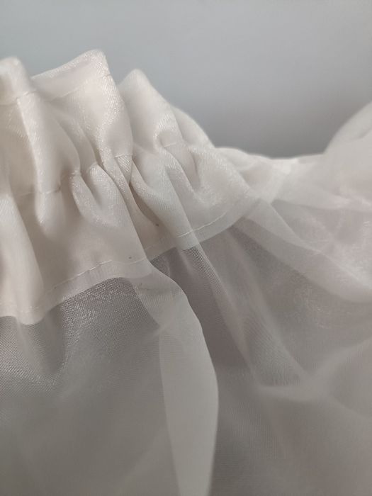 Vând perdele și draperii