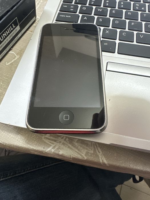 iphne 3 gs ,8 gb liber retea